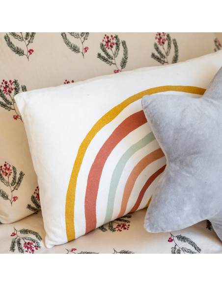 Cojín Arcoiris 30x50cm - Decoración Infantil Textil Hogar