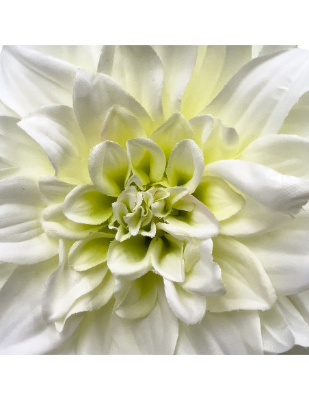 Compra Flor artificial blanca 62cm en DKO Home. Diseño decorativo, moderno y funcional para tu hogar. ¡Envío rápido disponible!