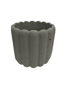 Compra Macetero cerámica 13.5cm Nagoya gris en DKO Home. Diseño decorativo, moderno y funcional para tu hogar. ¡Envío rápido dis