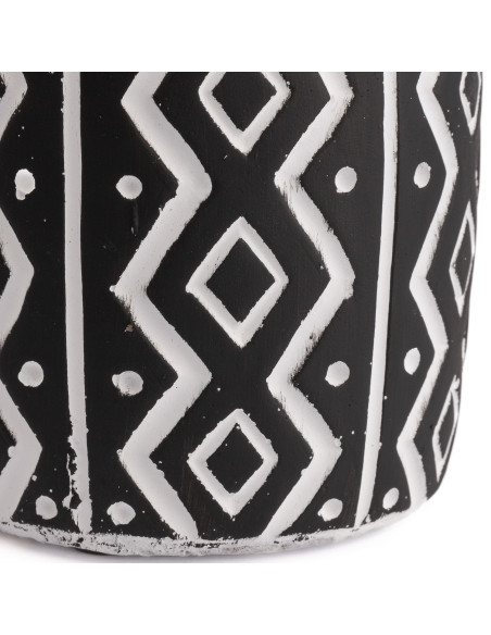 Compra Macetero cerámica 11cm cemento étnico BN en DKO Home. Diseño decorativo, moderno y funcional para tu hogar. ¡Envío rápido