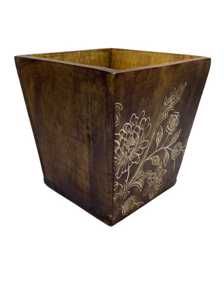 Compra Macetero madera set S y L en DKO Home. Diseño decorativo, moderno y funcional para tu hogar. ¡Envío rápido disponible!