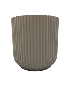 Compra Macetero cerámica 14cm ranurado gris en DKO Home. Diseño decorativo, moderno y funcional para tu hogar. ¡Envío rápido dis