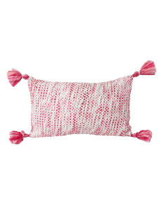 Cojín 30x50cm tejido rosa con borlas