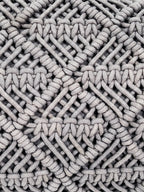 Cojín 30x50cm macrame gris