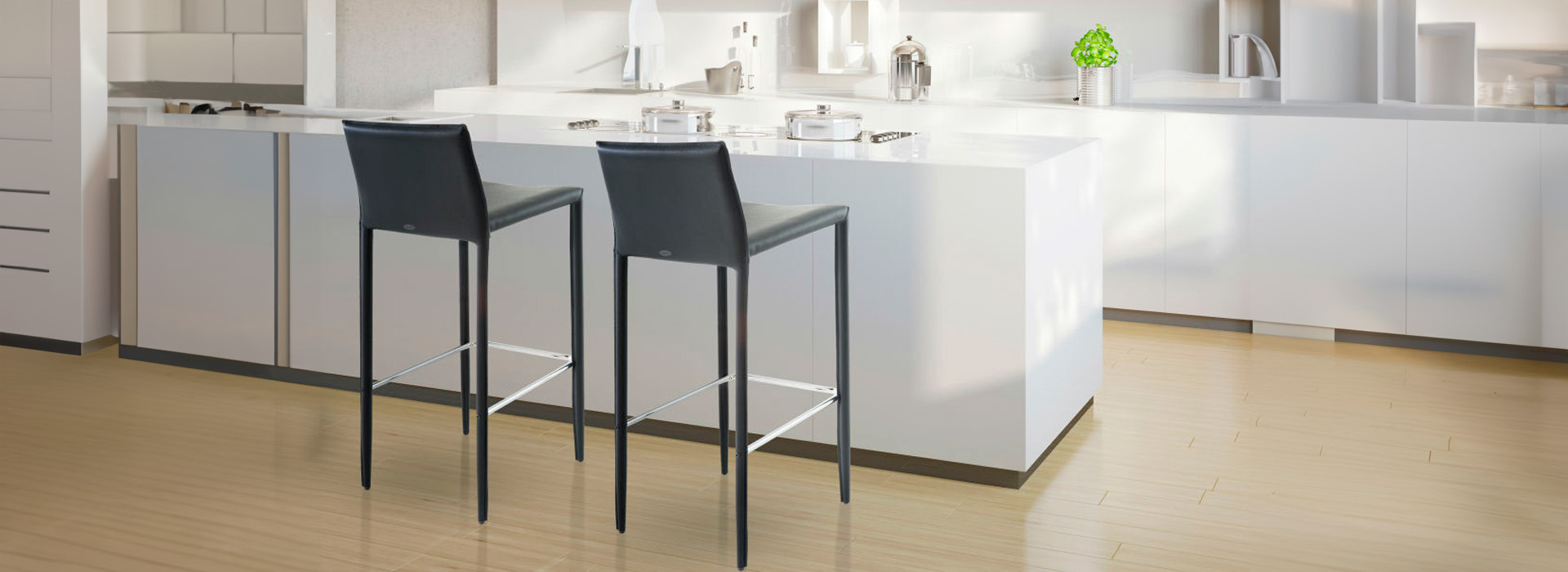 Muebles y sillas altas de bar: Renueva tus espacios